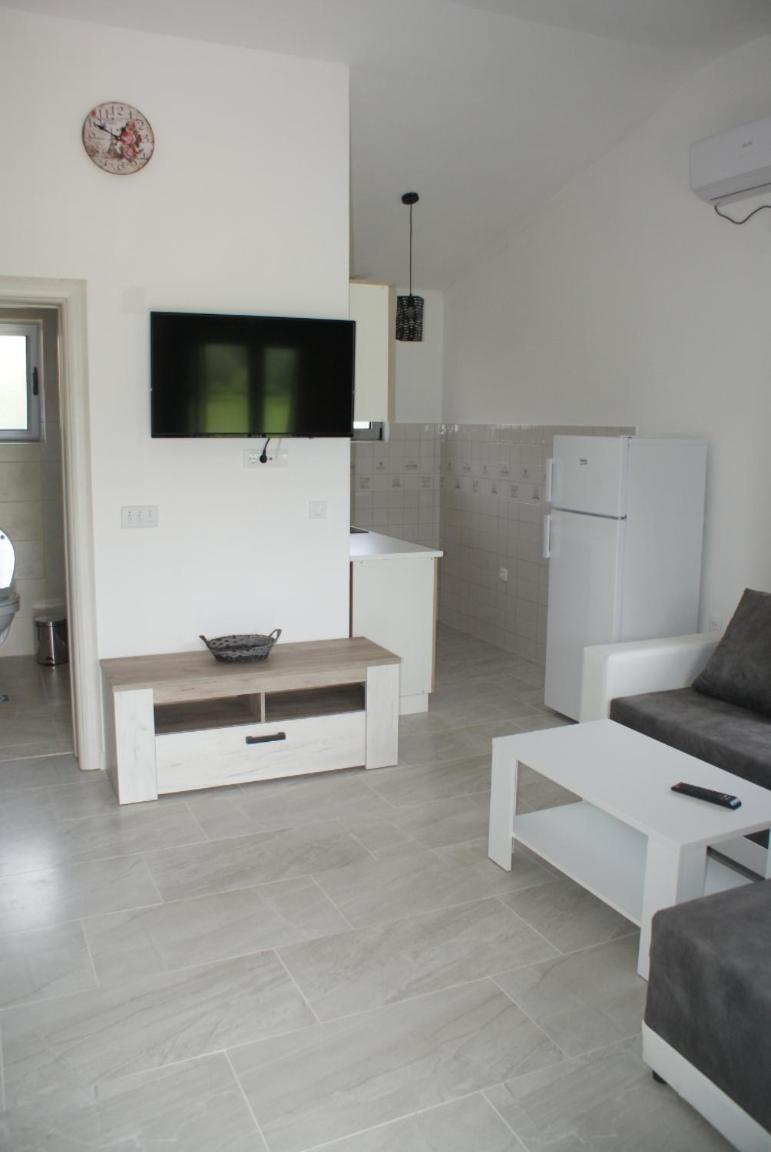 Helena'S Sweet Home Улцинь Экстерьер фото