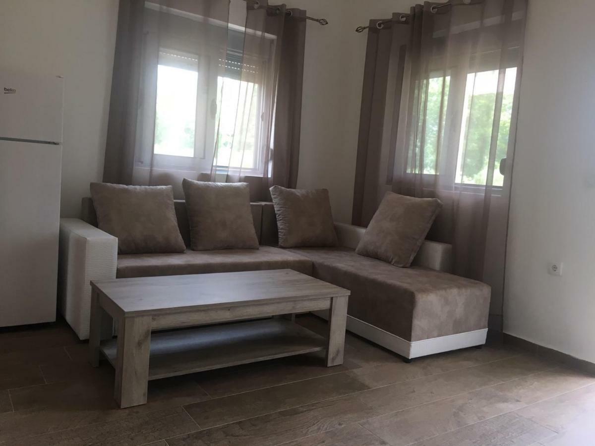 Helena'S Sweet Home Улцинь Экстерьер фото