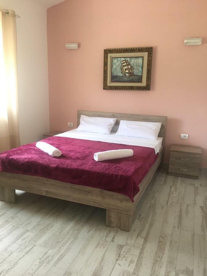 Helena'S Sweet Home Улцинь Экстерьер фото