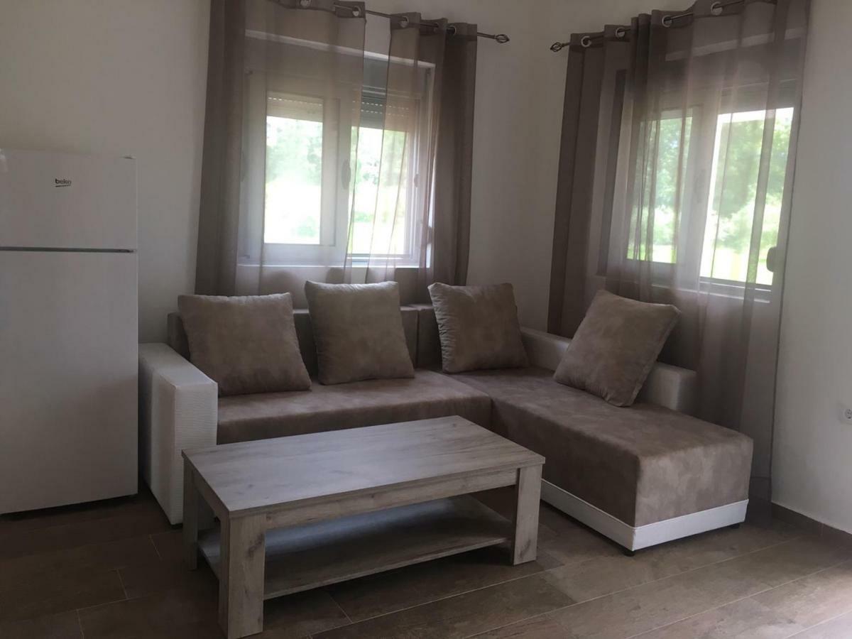 Helena'S Sweet Home Улцинь Экстерьер фото